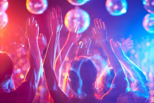 How Behind-the-Scenes Content Keeps Fans Connected